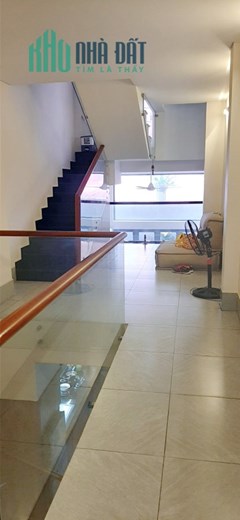 Cho thuê NNC MT hẻm Ôtô đường 3/2 P14.Q10. Giá 20 triệu
