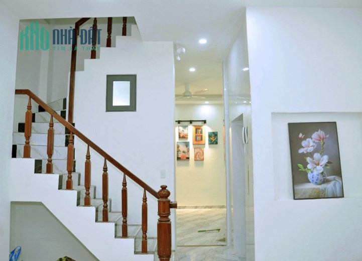 Cần bán nhà mới hoàn thiện tại 33 Nguyễn Thị Được, Phước Long, TP Nha Trang.