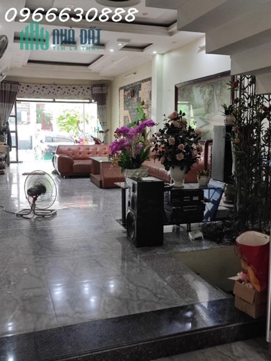 Cơ hội vàng! Nhà 4 tầng sang trọng tại tổ 34, phường Phan Thiết, TP. Tuyên Quang!  Diện tích: 100m2
