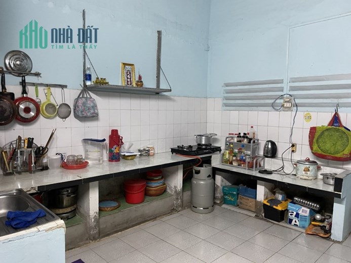 Chính chủ cho thuê nhà biệt thự đầy đủ nội thất trung tâm tp