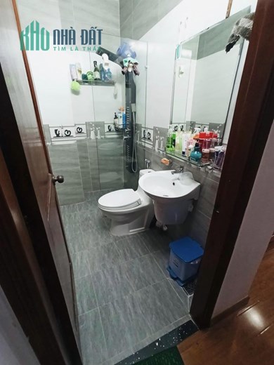 Nhà 4 tầng Nguyễn Văn Lượng, Ngay Lotte Mart, 4.1x10m, chỉ 4 tỷ TL