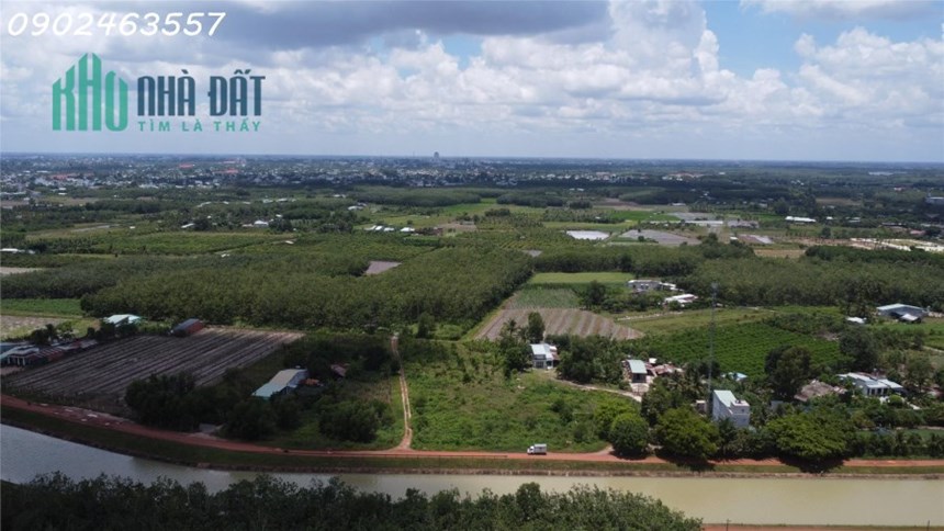 Mảnh đất view núi Bà và kênh Tây độc đáo!