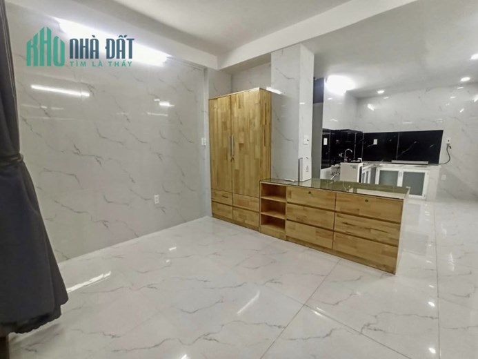 CHO THUÊ tầng trệt SHOP HOUSE Tân Bình – Giá thuê 13 triệu/tháng gần ngã ba Âu Cơ & Lũy Bán Bích.