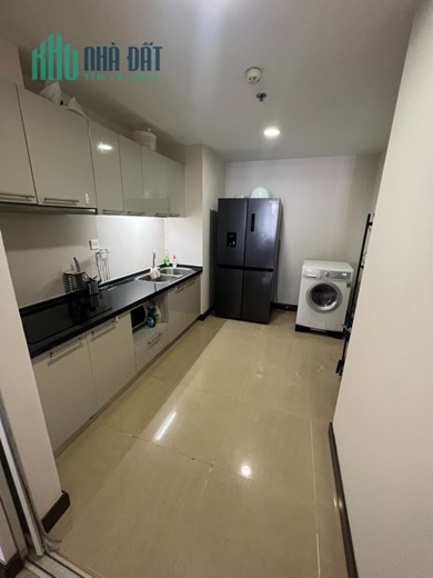 Chính chủ cho thuê căn hộ 2 phòng ngủ 112m2, full đồ có thể vào ở luôn tại Royal City - Thanh Xuân
