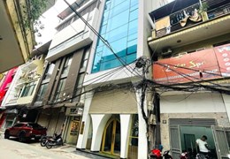 Vỡ bank! hạ chào 7 tỷ bán gấp building văn phòng ngõ 131 Thái Hà 131m2, 8 tầng,mặt tiền 6m giá rao