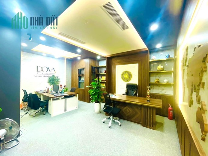 Vỡ bank! hạ chào 7 tỷ bán gấp building văn phòng ngõ 131 Thái Hà 131m2, 8 tầng,mặt tiền 6m giá rao