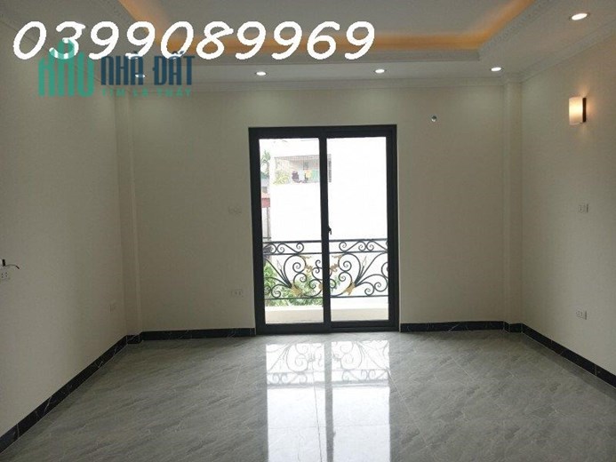 SIÊU PHẨM LONG BIÊN  - NHÀ SIÊU ĐẸP - Ô TÔ ĐÕ CỬA - 52M2X 5TX  3.5 TỶ