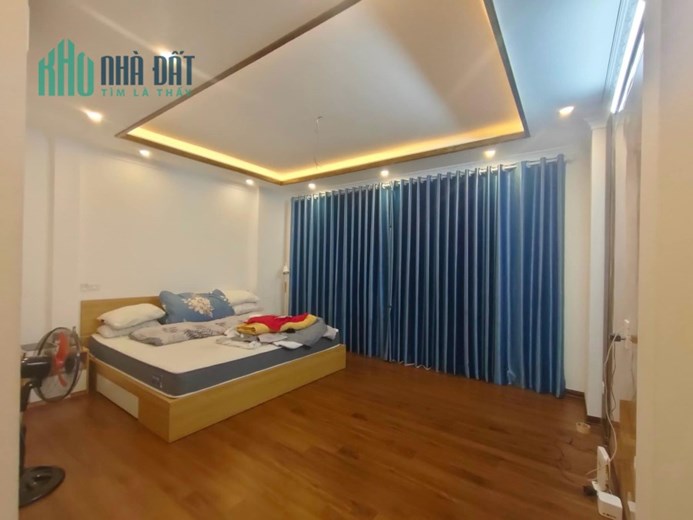 Bán nhà mặt ngõ 84 Lĩnh Nam 60m2, 6 tầng giá 10 tỷ, ô tô, thang máy