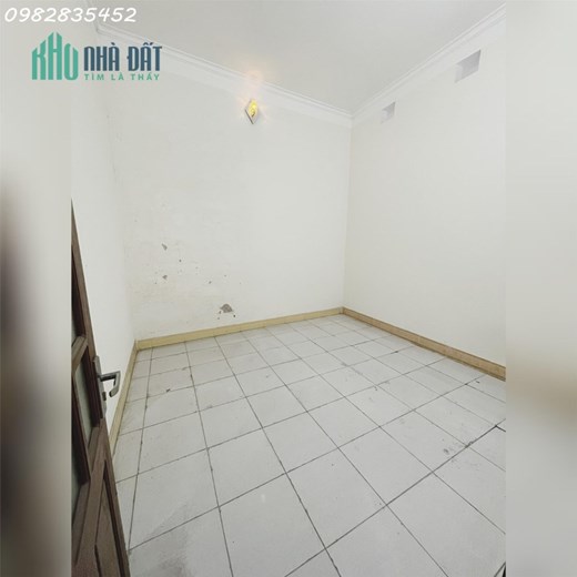 Cho thuê nhà tại QL2A xã Phú Cường, Sóc Sơn, Thiết kế 5 tầng :Diện tích mỗi tầng 110m²  Tổng diện