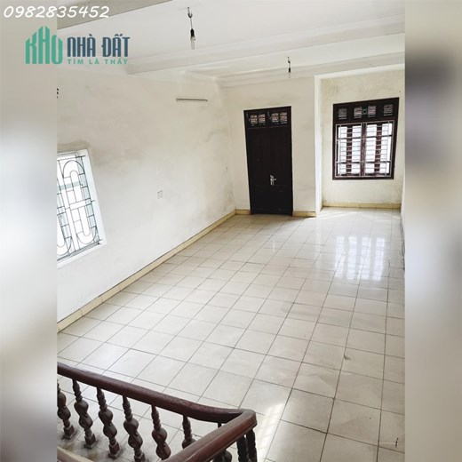 Cho thuê nhà tại QL2A xã Phú Cường, Sóc Sơn, Thiết kế 5 tầng :Diện tích mỗi tầng 110m²  Tổng diện