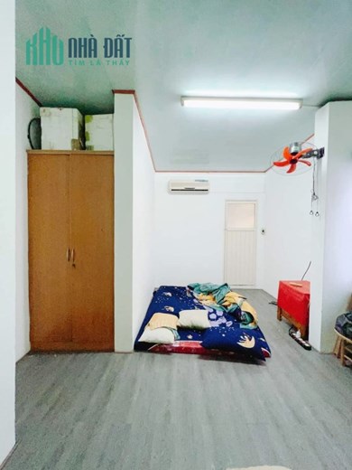Nhà 3 tầng đường Đề Thám P. Cô Giang Q1. Giá 2,88 tỷ TL