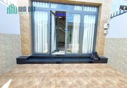 Cho thuê NNC Hẻm ô tô đường Cao Lỗ nối dài Bình Hưng Bình Chánh. Giá 12 triệu
