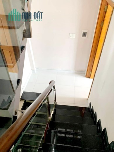 HXH Đường số 10 P. Tân Quy Quận 7 
40m2, 5 tầng, 4xuym, Giá 5.9 tỷ