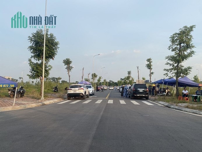 CHÍNH CHỦ NHƯỢNG LẠI 8 LÔ ĐẤT ĐẤU GIÁ P. XƯƠNG GIANG, TP BẮC GIANG - GIÁ F0
