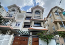 Xuất cảnh bán gấp nhà ngay chợ Thị Nghè_4,1X18M_3 tầng_ 18 tỷ