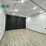 Bán nhà phân lô 333 Văn Cao, 91m 4 tầng độc lập GIÁ 8.1 tỉ cực đẹp