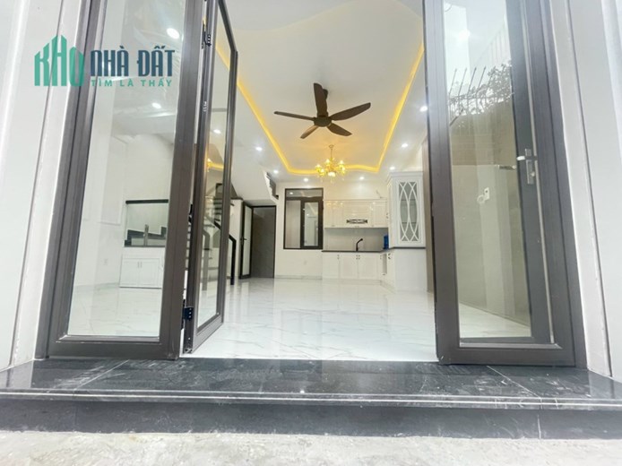 Bán nhà xây mới phố Nguyễn Bình, 45m 4 tầng GIÁ 2.8 tỉ ngõ cực nông