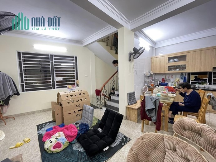 LÔ GÓC 3 MẶT THOÁNG - NHÀ ĐẸP - GẦN PHỐ - QUẬN HAI BÀ #52M 5 TẦNG MẶT TIỀN 6M3 #5TỶ TƯ