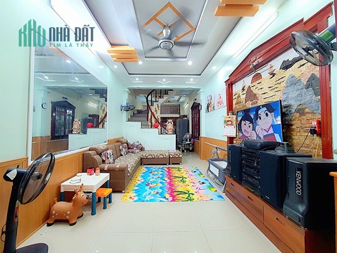 Bán nhà mặt ngõ Thiên Lôi 50m 4 tầng GIÁ 2.5 tỉ vị trí cực đẹp