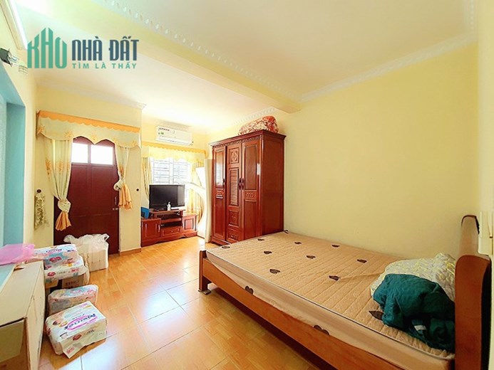 Bán nhà mặt ngõ Thiên Lôi 50m 4 tầng GIÁ 2.5 tỉ vị trí cực đẹp