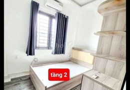 Cho thuê tầng 2 trong nhà nguyên căn, WC riêng, đường Xóm Chiếu Phường 16, Quận 4, Tp Hồ Chí Minh.