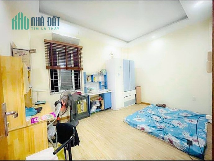 Bán nhà Nguyễn Bỉnh Khiêm, 45m 4 tầng ngõ ô.tô GIÁ 3.4 tỉ ngay Đại Học Y