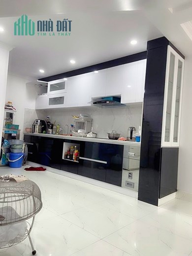 Bán nhà dân xây độc lập phố Kiều Sơn - Văn Cao 4 tầng ngõ ô.tô GIÁ 3.55 tỉ