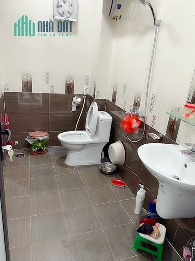 Bán nhà dân xây độc lập phố Kiều Sơn - Văn Cao 4 tầng ngõ ô.tô GIÁ 3.55 tỉ
