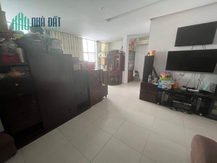 Bán nhà mặt tiền Hoà Bình ngay Vòng Xoay Ông Ích Khiêm, DT: 25x23m, 4 tầng cũ, 130 tỷ.