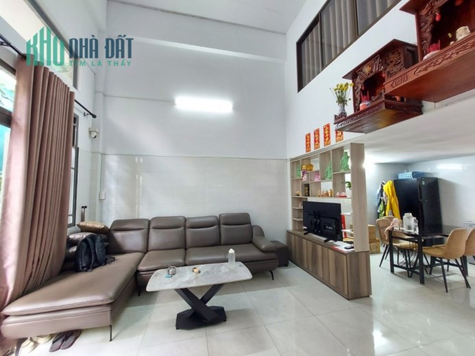 Nhà bán HXH 2 tầng BTCT Bình Thới Quận 11 53m 2PN chỉ nhỉnh 7 tỷ thương lượng