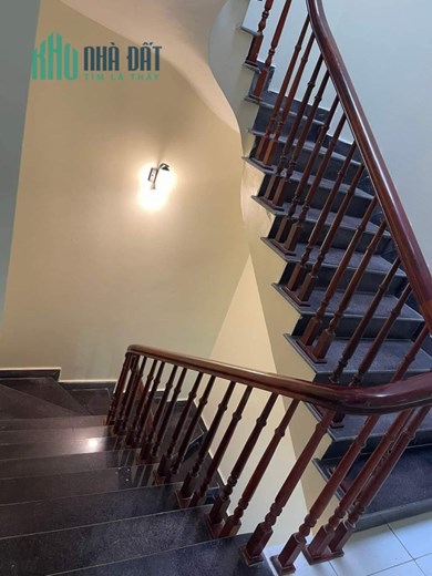 Nhà tôi bán đất cũng bán, Quang Trung, Hà Đông, 56m2, 4 tầng, 4 m mặt tiền, giá 10,5 tỷ.