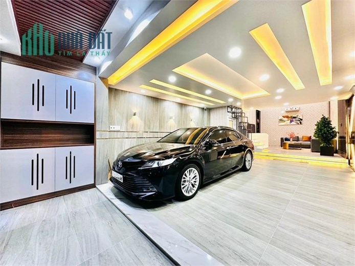 Thiết Kế Hiện Đại, Nội Thất VIP, DT 5x16m, 5 tầng – Phạm Văn Chiêu, Gò Vấp.