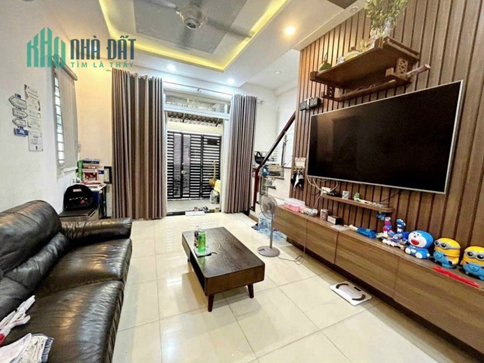 Bán Nhà ViLLa Thoại Ngọc Hầu- 4 tầng - 6x17m - HXH