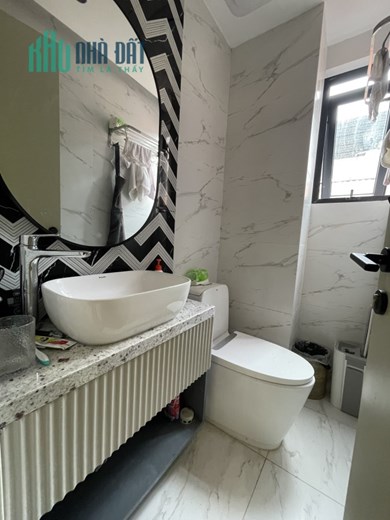 Bán nhà đẹp 7 tầng thang máy -Lý Nam Đế, Hoàn Kiếm giá 15 tỷ 65