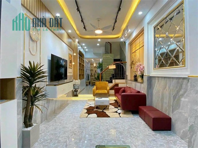 Nhà đẹp Phường 11, Gò Vấp – trệt, 2 lầu Full nội thất, Giá chỉ 5.4 tỷ