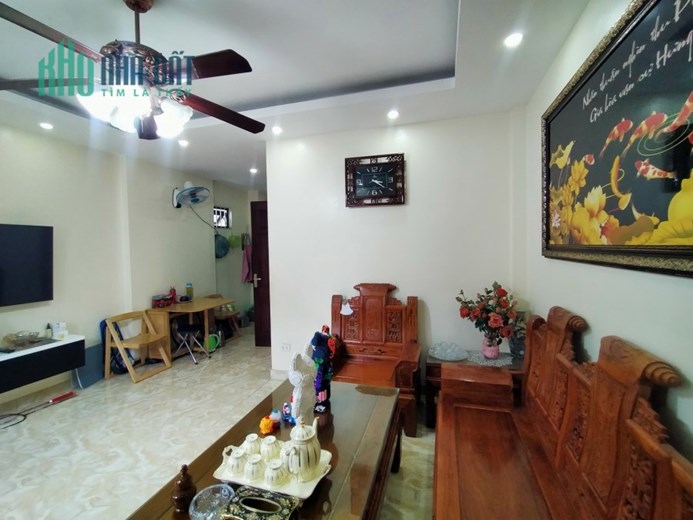 Bán nhà VIP lô góc cực đẹp DT 39m tại 344 Ngọc Thụy - Long Biên
