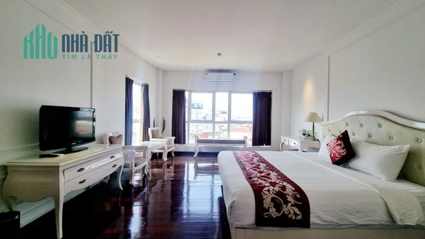 Chỉ 48 tỷ có Khách sạn mặt phố Mã Mây 101m2, 9 tầng, doanh thu 500 triệu/tháng