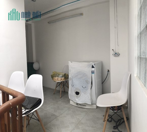 Cho thuê nhà 4 tầng 45m2 ở Thụy Khuê Tây Hồ
