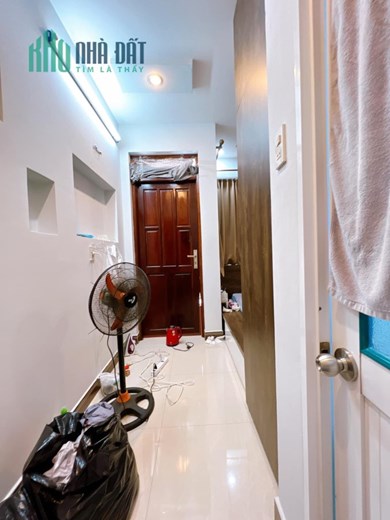 NHÀ  Rẻ Đẹp Tôn Thất Thuyết Q4 cách Q1-100 m Ngang 3.5 x 8... Đúc 5 tấm hơn 4  tỷ