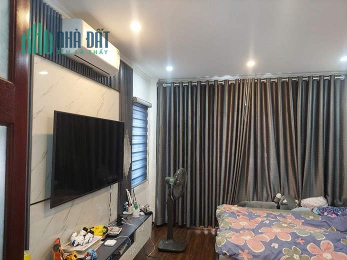 Bán nhà 5 tầng Vũ Xuân Thiều,Long Biên 58m2 ,Mt 6.8m,Gara giá hơn 5 tỷ