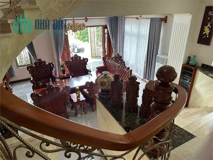 Bán gấp biệt thự trong KDC Tân Phong, Góc 2 MT, Thiết Kế Sang Trọng. 1 hầm 2 lầu