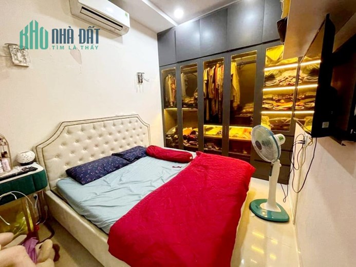 Đường Số 37, P Tân Kiểng Quận 7, Diện tích 55.7m2, 2 tầng, Ngang 4m, Nở hậu 4.16m, Dài 13.73m, Giá