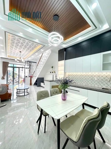 Đường Phạm Hữu Lầ Phú Mỹ Quận7 5.5m × 12m Nhà mới đang xây như hình