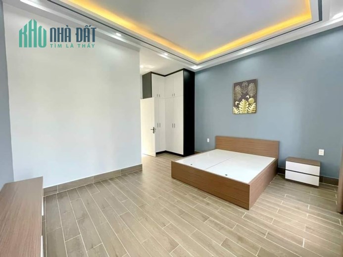 Đường Phạm Hữu Lầ Phú Mỹ Quận7 5.5m × 12m Nhà mới đang xây như hình