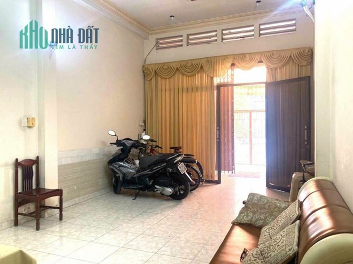 MẶT TIỀN Q7 90M2 ĐẦY ĐỦ TIỆN ÍCH MUA Ở CHO THUÊ VĂN PHÒNG CTY SPA ĐỀU TỐT, CĂN HIẾM KHU VIP Q7