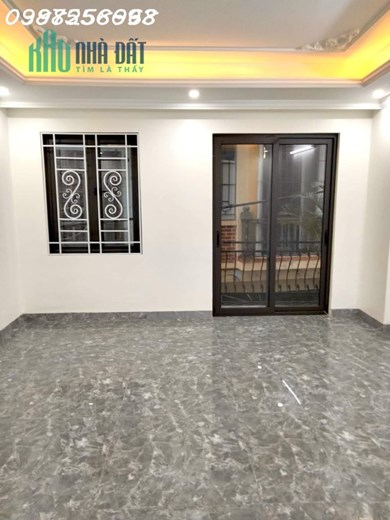 BÁN NHÀ THỊNH LIỆT, 70m2x 5T, MT5m, Ô TÔ ĐỖ CỬA, THANG MÁY, LÔ GÓC, KINH DOANH, CHỈ NHỈNH 6 TỶ