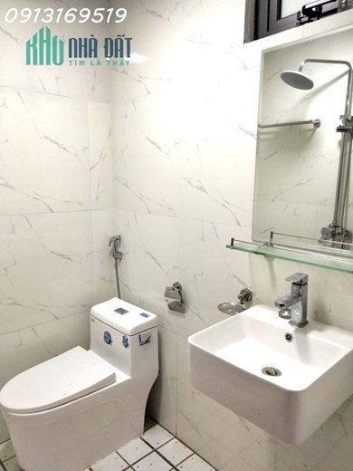 BÁN NHÀ THỊNH LIỆT, 60m2x 5T, MT5m, Ô TÔ ĐỖ CỬA, THANG MÁY, LÔ GÓC, KINH DOANH, CHỈ NHỈNH 6 TỶ
