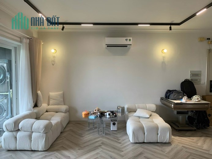 CHUNG CƯ VƯỜN ĐÀO 689 LẠC LONG QUÂN 98M 3 NGỦ GIÁ CHỈ 4 TỶ 7