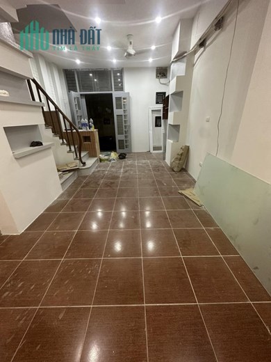 VÍP! NHỈNH 3 TỶ -NHÀ GIA THỤY - 5 TẦNG - 40M - GẦN MẶT PHỐ NGUYỄN VĂN CỪ KINH DOANH - OTO TRÁNH