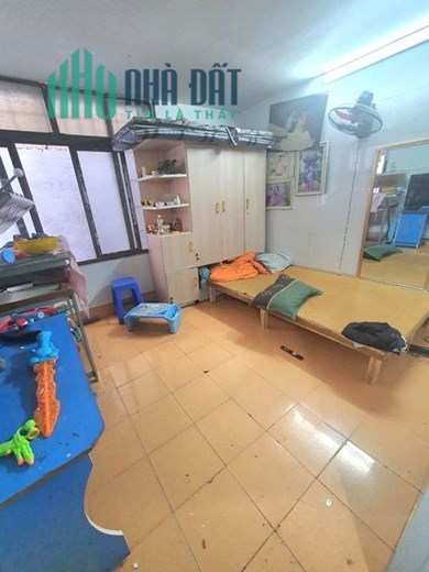 RẺ NHẤT QUẬN ĐỐNG ĐA DT:20M2 4 TẦNG GIÁ: 1.65 TỶ 3 NGỦ 50M BƯỚC RA MẶT PHỐ, NGÕ NÔNG .